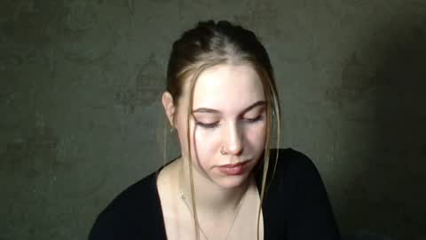 wira_witch online show from 5, 12, 2024