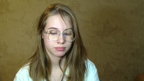wira_witch online show from 12, 1, 2025