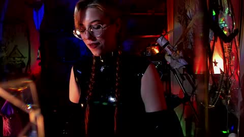 Goddess of two strapons  - Mr. long Don Mr. Pinky online show from 26, 1, 2025