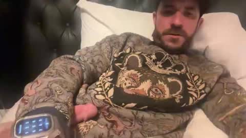 Snapshot of wizard310 chatting on 18, 12, 2025 wizard310 online show from 18, 12, 2025