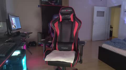 wizzman2442 online show from 25, 2, 2025