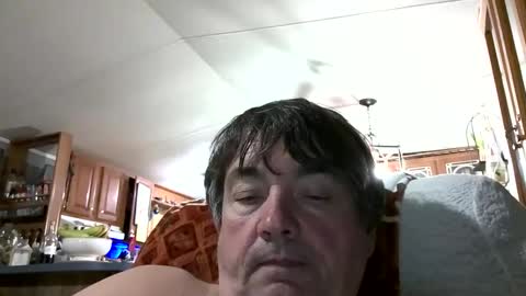 Snapshot of wldlife chatting on 10, 9, 2025 wldlife online show from 10, 9, 2025