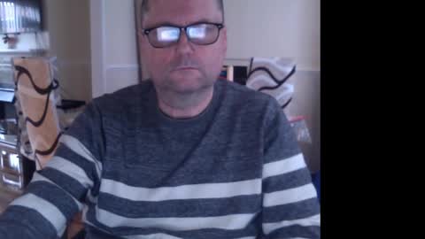 Snapshot of wobble444 chatting on 10, 2, 2025 wobble444 online show from 10, 2, 2025