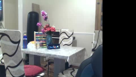 Snapshot of wobble444 chatting on 24, 2, 2025 wobble444 online show from 24, 2, 2025