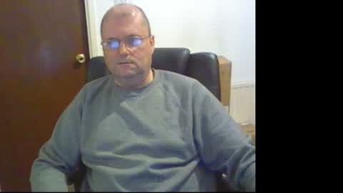 Snapshot of wobble444 chatting on 7, 10, 2025 wobble444 online show from 7, 10, 2025