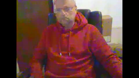 Snapshot of wobble444 chatting on 4, 11, 2025 wobble444 online show from 4, 11, 2025