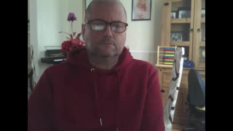 Snapshot of wobble444 chatting on 18, 11, 2025 wobble444 online show from 18, 11, 2025