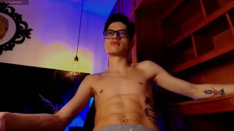  W O L F  online show from 31, 10, 2025