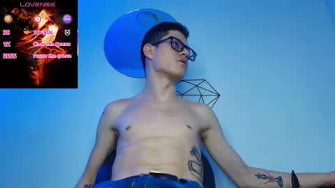  W O L F  online show from 5, 2, 2026