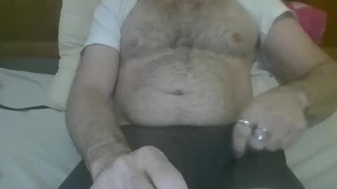 Snapshot of wolverine82c chatting on 17, 12, 2025 wolverine82c online show from 17, 12, 2025