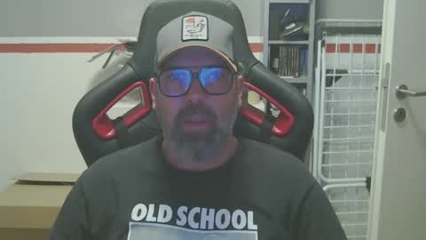 Adam online show from 12, 3, 2025