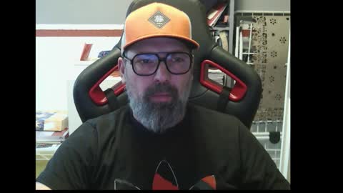 Adam online show from 28, 11, 2025