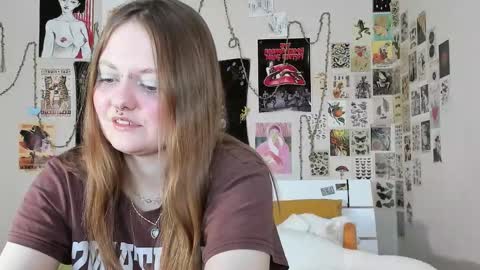 Snapshot of wonderconnie chatting on 22, 10, 2025 wonderconnie online show from 22, 10, 2025