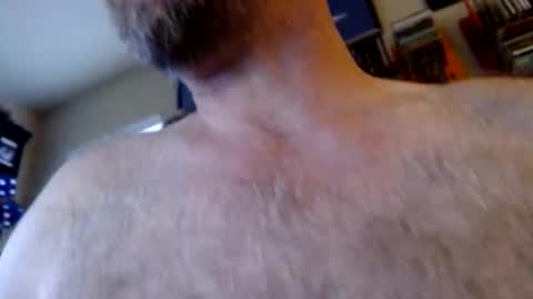 Snapshot of woodiesays chatting on 12, 11, 2025 WoodieSays online show from 12, 11, 2025