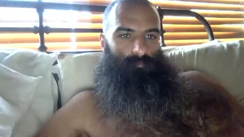 woof_wolf37 online show from 6, 2, 2026