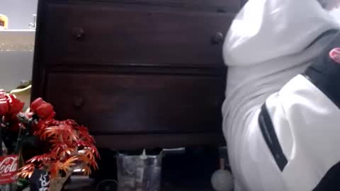 Snapshot of woofwolfxix chatting on 29, 10, 2025 woofwolfxix online show from 29, 10, 2025