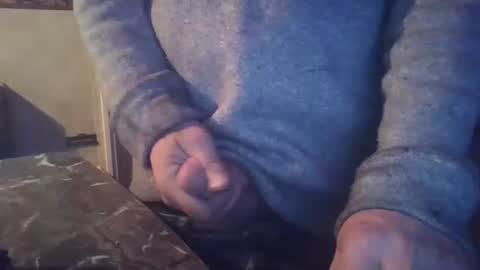 wormaho84 online show from 5, 11, 2025