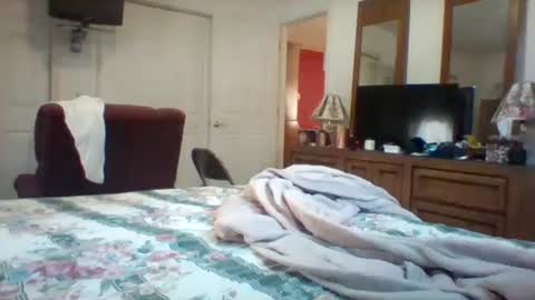 wvmountainlover online show from 13, 1, 2025