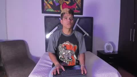 Snapshot of wyatt_2 chatting on 9, 10, 2025 wyatt online show from 9, 10, 2025