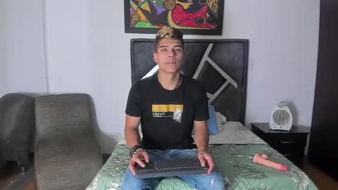 Snapshot of wyatt_2 chatting on 20, 10, 2025 wyatt online show from 20, 10, 2025