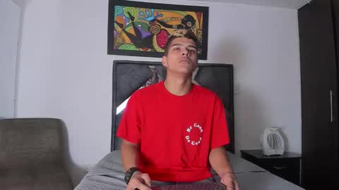 Snapshot of wyatt_2 chatting on 22, 10, 2025 wyatt online show from 22, 10, 2025