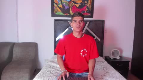 Snapshot of wyatt_2 chatting on 4, 11, 2025 wyatt online show from 4, 11, 2025