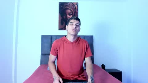 Snapshot of wyatt_2 chatting on 13, 11, 2025 wyatt online show from 13, 11, 2025