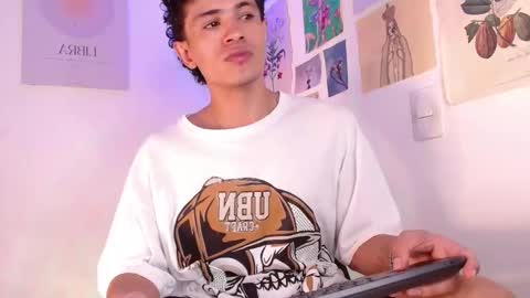 Snapshot of wyatt_444 chatting on 6, 12, 2024 wyatt online show from 6, 12, 2024