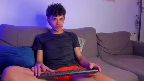 Snapshot of wyatt_444 chatting on 4, 1, 2025 wyatt online show from 4, 1, 2025