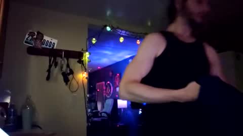 Snapshot of wyiatt_unknown chatting on 9, 11, 2025 wyiatt online show from 9, 11, 2025