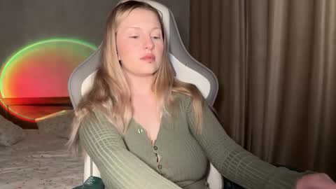 eva online show from 15, 12, 2025