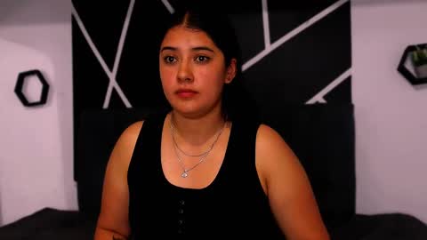 Snapshot of x_adeline_ chatting on 28, 10, 2025 Adeline online show from 28, 10, 2025