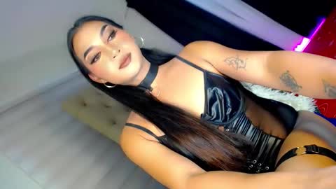 x_aurorascent online show from 3, 11, 2025