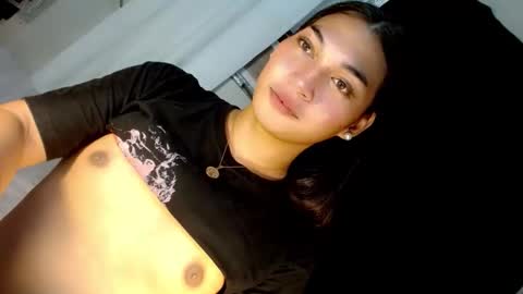 x_aurorascent online show from 4, 12, 2025