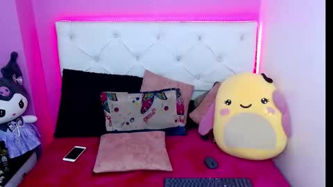 x_kikke_x online show from 4, 10, 2025
