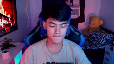 Prince Aldrian  online show from 13, 2, 2025