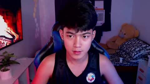 Prince Aldrian  online show from 19, 2, 2025