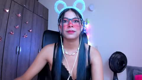 XALLYSONX online show from 7, 1, 2025