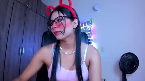 XALLYSONX online show from 11, 1, 2025