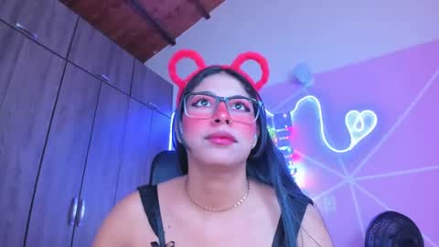 XALLYSONX online show from 15, 1, 2025