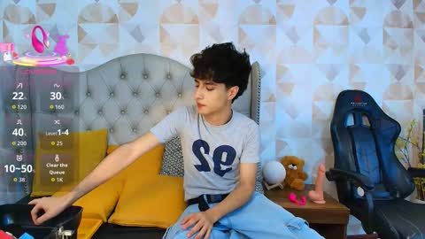 Snapshot of xam_collen chatting on 21, 10, 2025 xam_collen online show from 21, 10, 2025