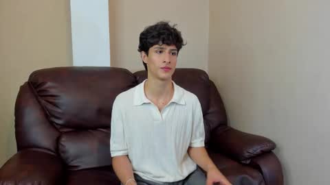 Snapshot of xam_collen chatting on 17, 12, 2025 xam_collen online show from 17, 12, 2025