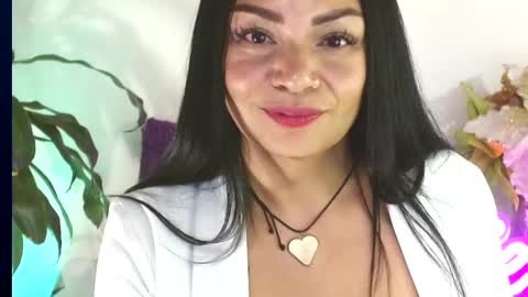 Snapshot of xamara1124 chatting on 8, 3, 2025 XAMARA1124 online show from 8, 3, 2025