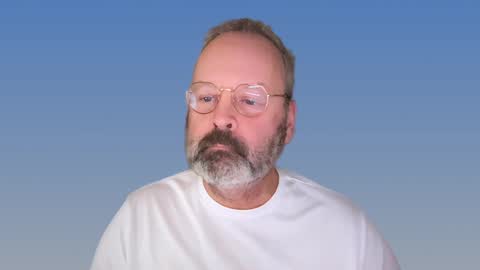 Snapshot of xarkevis chatting on 8, 12, 2024 X4RK3V15 online show from 8, 12, 2024