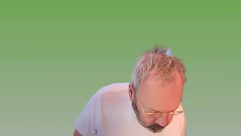 Snapshot of xarkevis chatting on 14, 12, 2024 X4RK3V15 online show from 14, 12, 2024