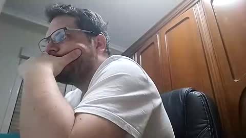 Snapshot of xavi5432 chatting on 23, 11, 2025 xavi5432 online show from 23, 11, 2025