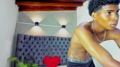 Snapshot of xavi_lee chatting on 6, 11, 2025 XAVI online show from 6, 11, 2025