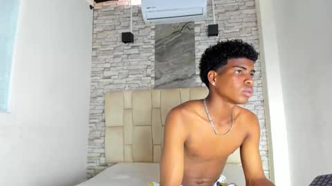 Snapshot of xavi_lee chatting on 15, 11, 2025 XAVI online show from 15, 11, 2025