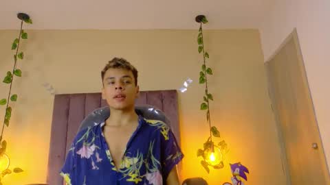 xavier fox   online show from 15, 3, 2026