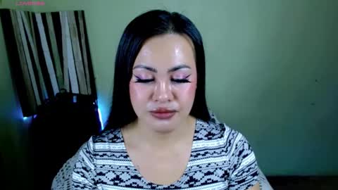 Snapshot of xcalisthra_69x chatting on 24, 11, 2025 Godess Lucy online show from 24, 11, 2025